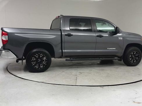 Used 2020 Toyota Tundra SR5 AWD/4WD image 8