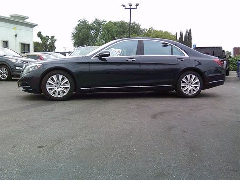 Used 2015 Mercedes-Benz S 550 4MATIC Sedan image 4