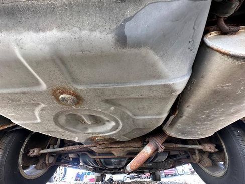 Used 2003 Toyota Camry LE FWD image 18