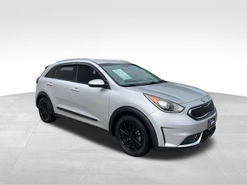Used 2018 Kia Niro LX FWD image 3