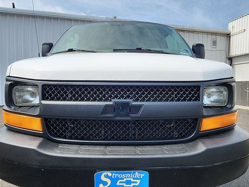 Used 2014 Chevrolet Express 2500 LS image 14