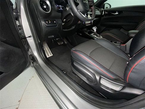 Used 2023 Kia Forte GT image 12