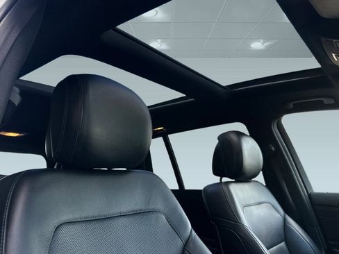 Used 2017 Mercedes-Benz GLS 550 4MATIC image 14