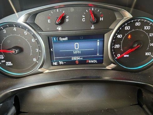 Used 2023 Chevrolet Equinox LT FWD image 24