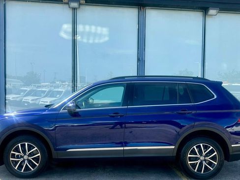 Used 2021 Volkswagen Tiguan SEL AWD/4WD image 31