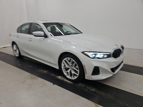 Used 2026 BMW 330i Sedan RWD image 3