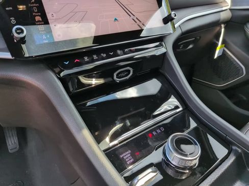 New 2026 Jeep Grand Cherokee L Limited AWD/4WD image 27