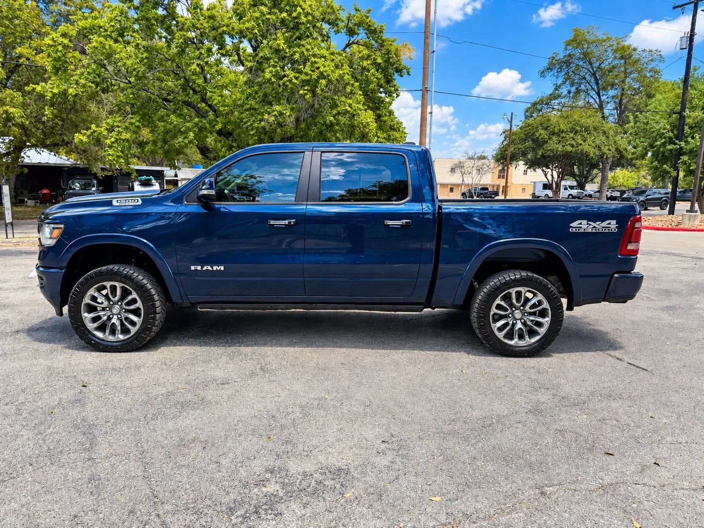 Used 2021 RAM 1500 Laramie w/ Laramie Southwest Edition AWD/4WD image 9