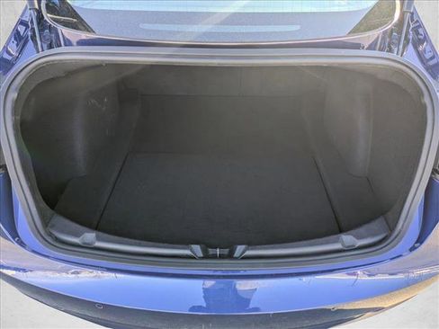 Used 2019 Tesla Model 3 Standard Range Plus image 5