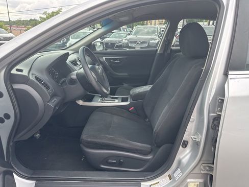 Used 2015 Nissan Altima 2.5 S w/ Sport Value Package FWD image 12