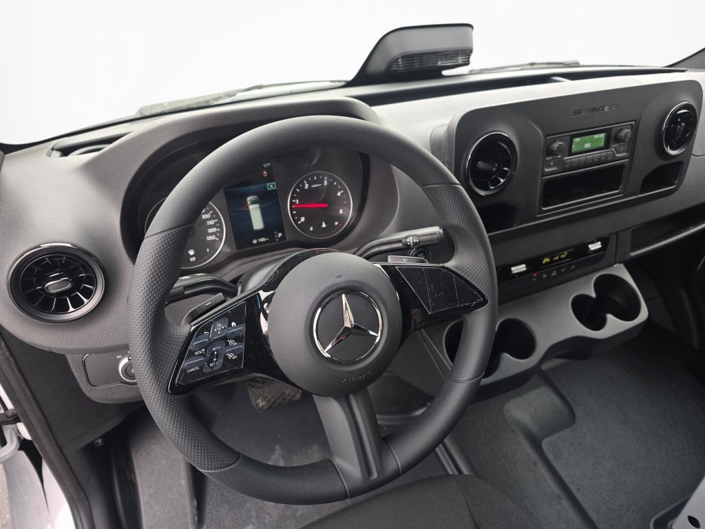 New 2026 Mercedes-Benz Sprinter 2500 image 10