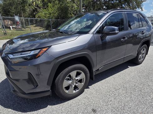 Used 2025 Toyota RAV4 XLE FWD image 1