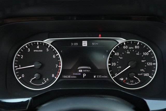 Certified 2025 Nissan Pathfinder SL w/ SL Premium Package FWD image 14
