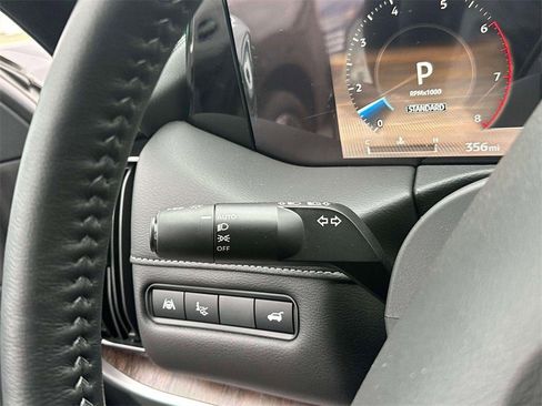 New 2025 Nissan Armada SL w/ Captain's Chari Seat Package image 25