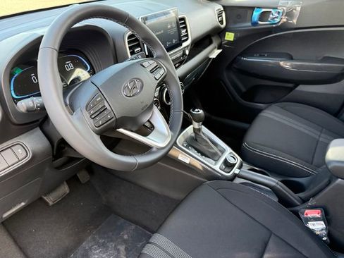 New 2026 Hyundai Venue SEL image 5