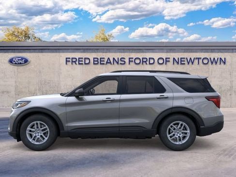 New 2026 Ford Explorer Active AWD/4WD image 4