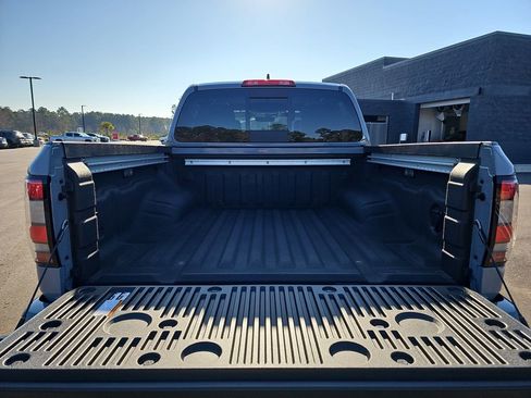 Used 2025 Nissan Frontier PRO-4X w/ Pro Premium Package image 14