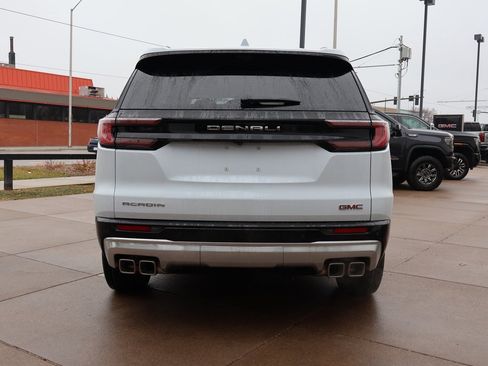 New 2026 GMC Acadia Denali w/ Super Cruise Package image 6