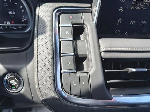 Used 2023 GMC Yukon SLT AWD/4WD image 20