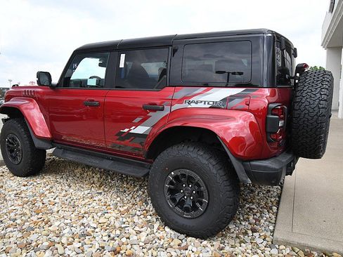 New 2025 Ford Bronco Raptor image 4