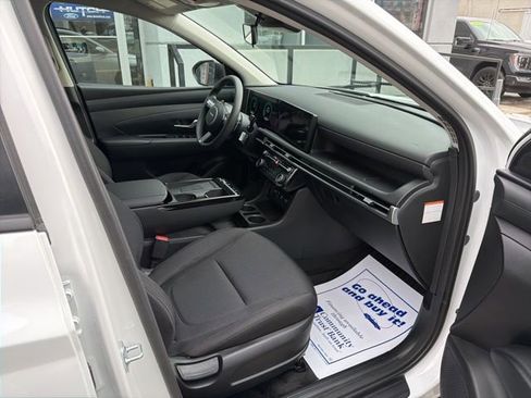 Used 2025 Hyundai Tucson Blue image 16