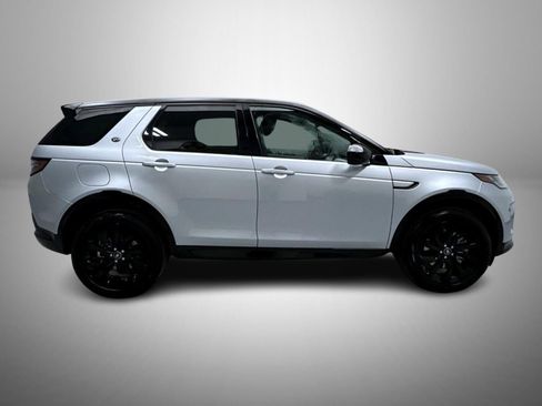 Used 2025 Land Rover Discovery Sport Dynamic SE image 4