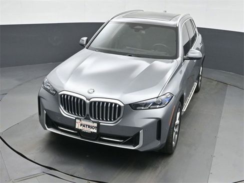 Used 2025 BMW X5 xDrive40i image 32