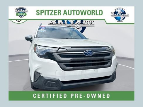 Used 2025 Subaru Forester Premium AWD/4WD image 1