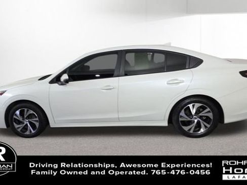 Used 2024 Subaru Legacy Premium AWD/4WD image 5