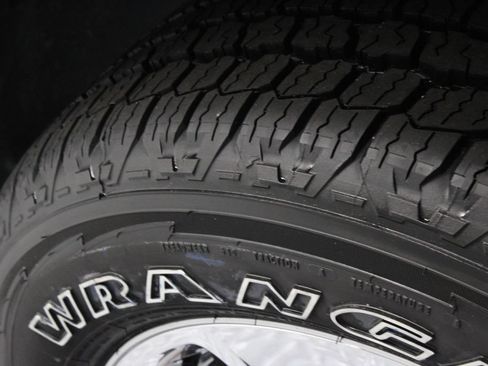 Used 2023 RAM 1500 Big Horn AWD/4WD image 20