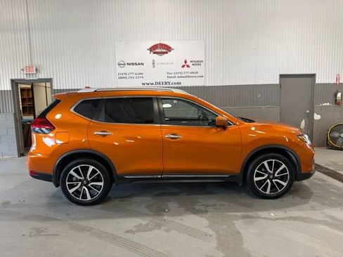Certified 2017 Nissan Rogue SL w/ SL Premium Package AWD/4WD image 2