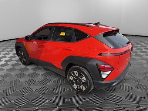 Used 2025 Hyundai Kona SEL image 4