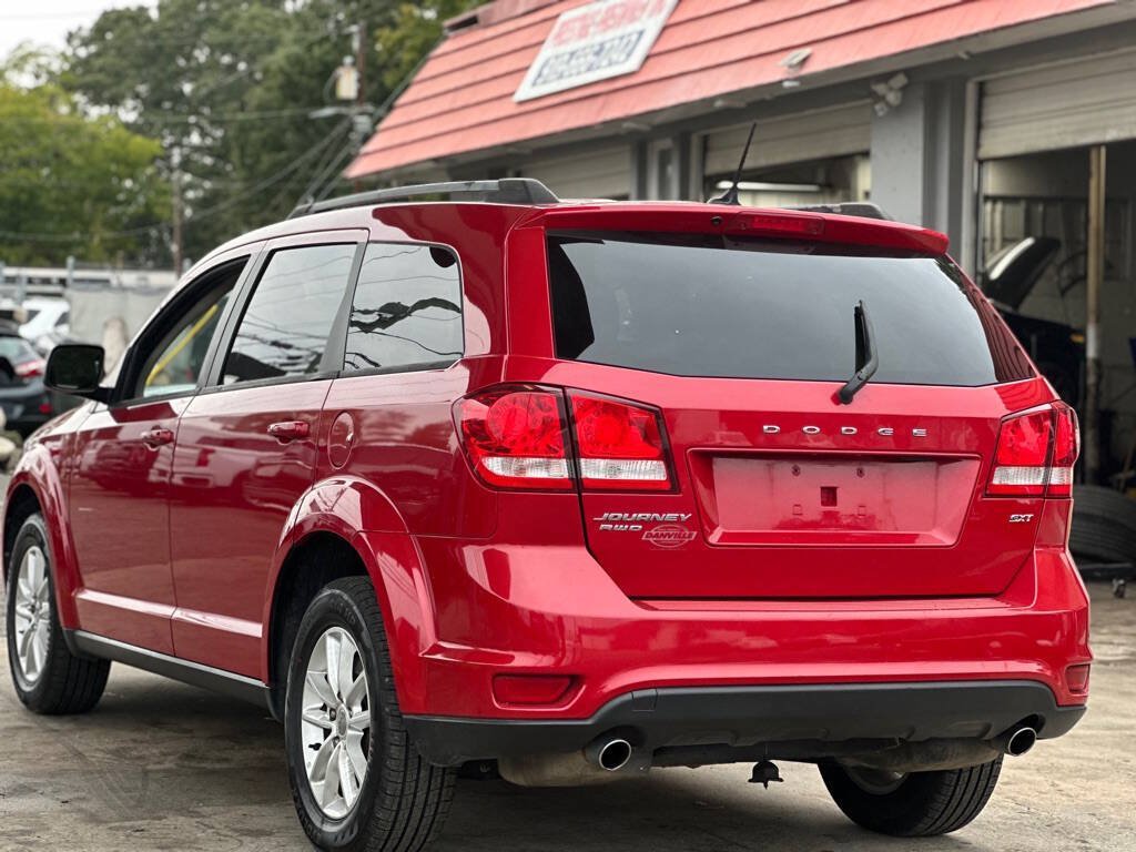 Used 2017 Dodge Journey SXT AWD/4WD image 7