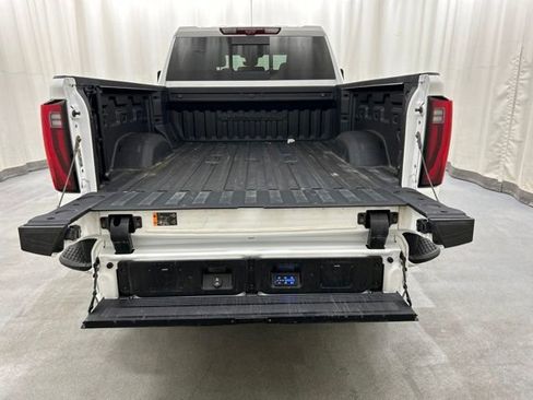 Used 2024 GMC Sierra 2500 Denali Ultimate AWD/4WD image 20