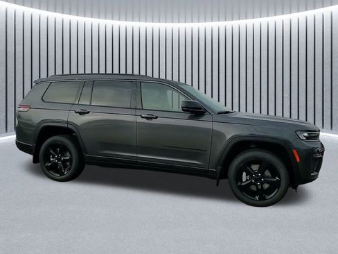 New 2026 Jeep Grand Cherokee L Limited image 4