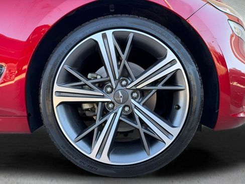 Used 2023 Genesis G70 2.0T image 28