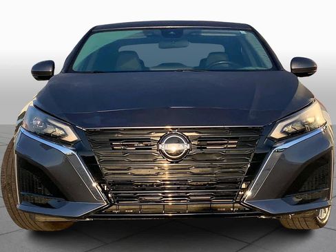 Used 2024 Nissan Altima 2.5 SL FWD image 4