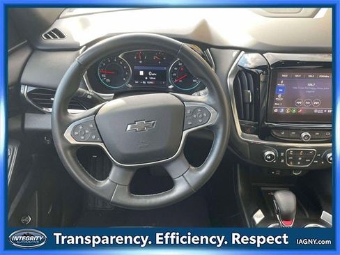 Used 2023 Chevrolet Traverse RS image 15