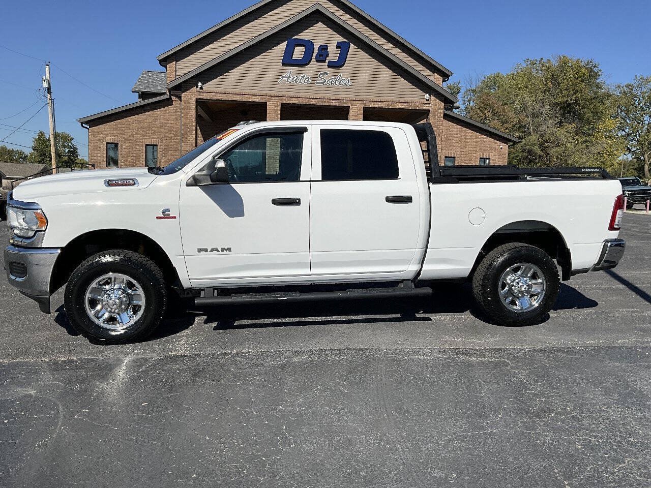 Used 2021 RAM 3500 Tradesman w/ Chrome Appearance Group AWD/4WD image 2