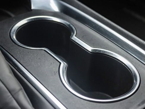 Used 2022 Chevrolet Traverse LT image 38