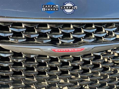 Used 2023 Chrysler 300 S image 7