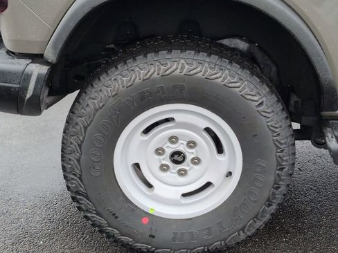 New 2026 Ford Bronco Heritage Edition image 17