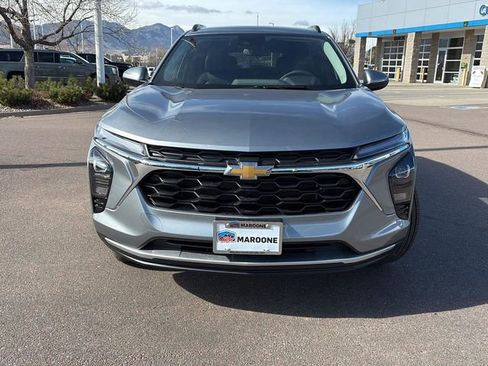 New 2026 Chevrolet Trax LT w/ LT Convenience Package image 2