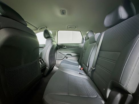 Used 2016 Kia Sorento LX w/ LX Convenience Package image 27