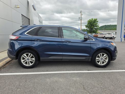 Used 2017 Ford Edge SEL w/ Equipment Group 201A AWD/4WD image 2