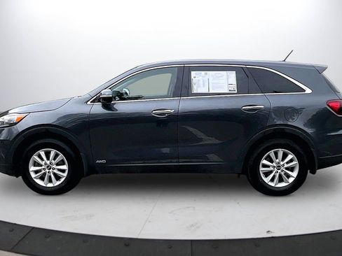Used 2020 Kia Sorento LX image 6