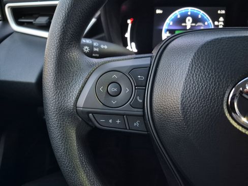 Used 2026 Toyota Corolla LE image 20