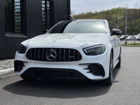 Used 2022 Mercedes-Benz E 53 AMG 4MATIC Sedan image 3