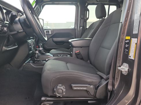 Used 2020 Jeep Wrangler Unlimited Sport S AWD/4WD image 16