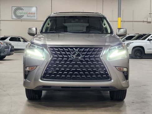 Used 2023 Lexus GX 460 Premium image 3